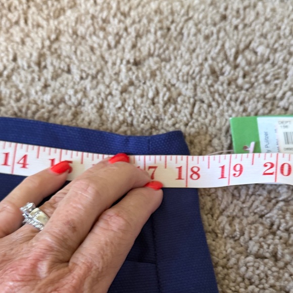 Lilly Pulitzer Navy embroidered Roslyn skirt new with tag size 12 - Picture 9 of 11